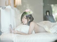 [Fantia] 2020年11月 いくみ – (193iKkyu3)