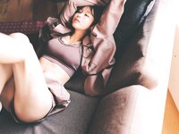 [Fantia] 2021年2月 いくみ – (193iKkyu3)