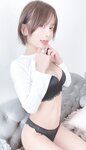 [Fantia] 2022年2月 いくみ – (193iKkyu3)
