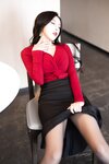 [Cosplay] 王馨瑶 黑色鱼尾裙