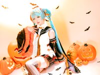 [Cosplay] 星之迟迟 初音未来万圣节