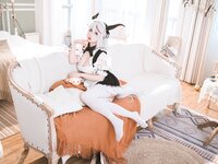 [Cosplay] rioko凉凉子 妄想航线 港区的龙女仆