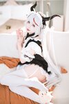 [Cosplay] rioko凉凉子 妄想航线 港区的龙女仆