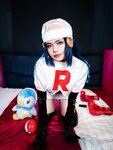 [Cosplay] ZinieQ Dawn Pokemon in Team Rocket costume