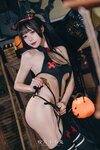 [Cosplay] 咬一口兔娘 - NO.127 十一月T3特典 万圣节看護士 [40P-625MB]