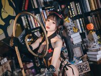 [Cosplay] 咬一口兔娘 - NO.127 十一月T3特典 万圣节看護士 [40P-625MB]