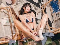 [Cosplay] 咬一口兔娘 未成名画作