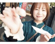 [Photobook] 真奈 グラビア写真集 むにむにする？(wunder publishing house)