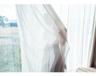[Photobook] 真奈 グラビア写真集 むにむにする？(wunder publishing house)