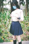 [吸血鬼映画] JK公园露出 [52P1V- 305MB]