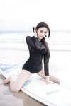 [Cosplay] 王馨瑶 黑色冲浪泳衣