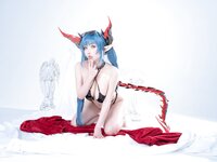 [Cosplay] rioko凉凉子 雷根斯堡