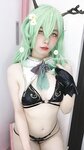 DreamlikeUwU - NO.002 Ceres Fauna [30P3V-433MB]