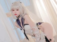 [Cosplay] Yaokoututu 咬一口兔娘ovo - Young lady dressing up 梳妆的大小姐