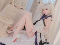 [Cosplay] Yaokoututu 咬一口兔娘ovo - Young lady dressing up 梳妆的大小姐