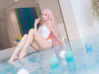 [Cosplay] Yaokoututu 咬一口兔娘ovo - National Team 02 Swimsuit 国家队02泳装