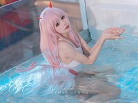 [Cosplay] Yaokoututu 咬一口兔娘ovo - National Team 02 Swimsuit 国家队02泳装