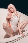 [Cosplay] Yaokoututu 咬一口兔娘ovo - National Team 02 Swimsuit 国家队02泳装
