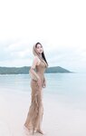 [Cosplay] 鱼子酱雨后海滩写真