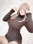 [Fantia] 2022年4月 Uriうり[77P2V-373MB]