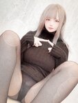 [Fantia] 2022年4月 Uriうり[77P2V-373MB]