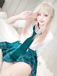 [Fantia] 2022年4月 Uriうり[77P2V-373MB]