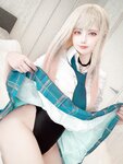 [Fantia] 2022年4月 Uriうり[77P2V-373MB]