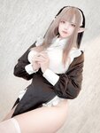 [Fantia] 2022年1月 Uriうり[77P2V-350MB]