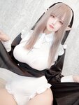 [Fantia] 2022年1月 Uriうり[77P2V-350MB]