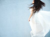 [Photobook] Mion Mukaichi 向井地美音 - 1st Photobook True identity of heartbreak 胸騒ぎの正体(other ver.)