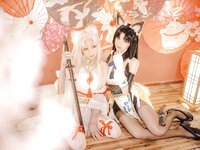 [Cosplay] Miko 酱 & Lily - Walnut 胡桃