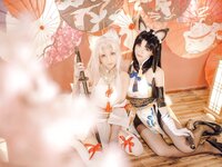 [Cosplay] Miko 酱 & Lily - Walnut 胡桃