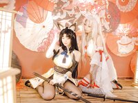 [Cosplay] Miko 酱 & Lily - Walnut 胡桃