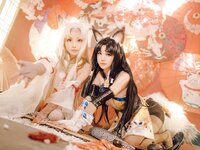 [Cosplay] Miko 酱 & Lily - Walnut 胡桃