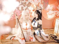 [Cosplay] Miko 酱 & Lily - Walnut 胡桃