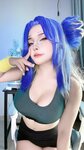 [Cosplay] Sayo Momo Neon Valorant Body Oil