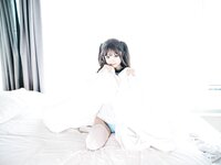 [Cosplay] 神沢永莉 半双马尾体操服大腿袜