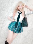 [Fantia] 2022年2月 Uriうり[81P2V-372MB]