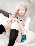 [Fantia] 2022年2月 Uriうり[81P2V-372MB]
