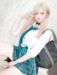 [Fantia] 2022年2月 Uriうり[81P2V-372MB]