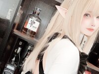 [Fantia] 2022年2月 Uriうり[81P2V-372MB]