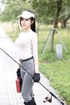 王馨瑶钓鱼灰色紧身牛仔裤无水印版本带藏图[102P-295M]
