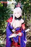 [Cosplay][PNME-104] Yue & Xianliang - Begging for a helping hand from a tall glamorous layer