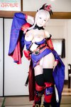 [Cosplay][PNME-104] Yue & Xianliang - Begging for a helping hand from a tall glamorous layer
