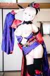 [Cosplay][PNME-104] Yue & Xianliang - Begging for a helping hand from a tall glamorous layer
