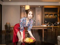 Hot 鱼子酱蜜甜果写真