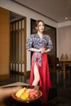 Hot 鱼子酱蜜甜果写真