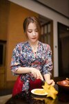Hot 鱼子酱蜜甜果写真
