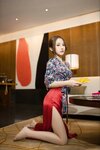 Hot 鱼子酱蜜甜果写真