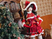 [Cosplay] 咬一口兔娘 魔女圣诞夜